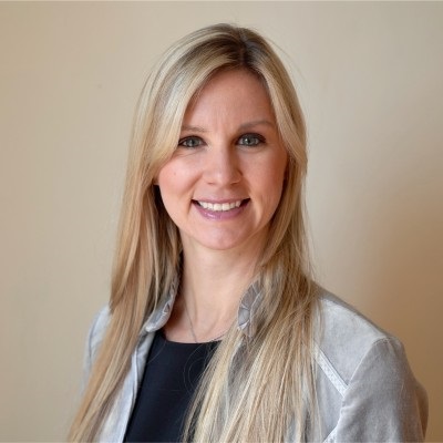 Adrienne Nenow